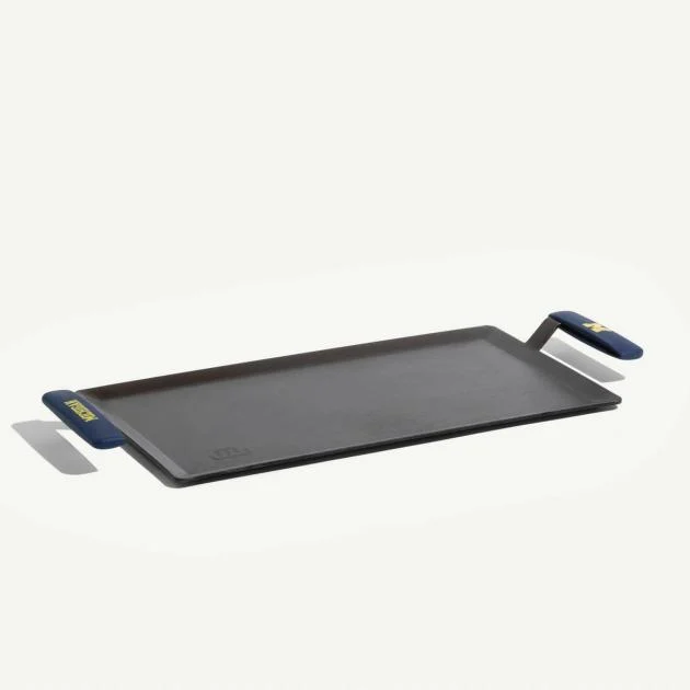 Griddle with University of Michigan Sleeves