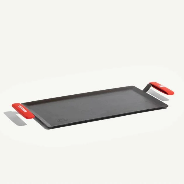 Griddle with University of Nebraska Sleeves