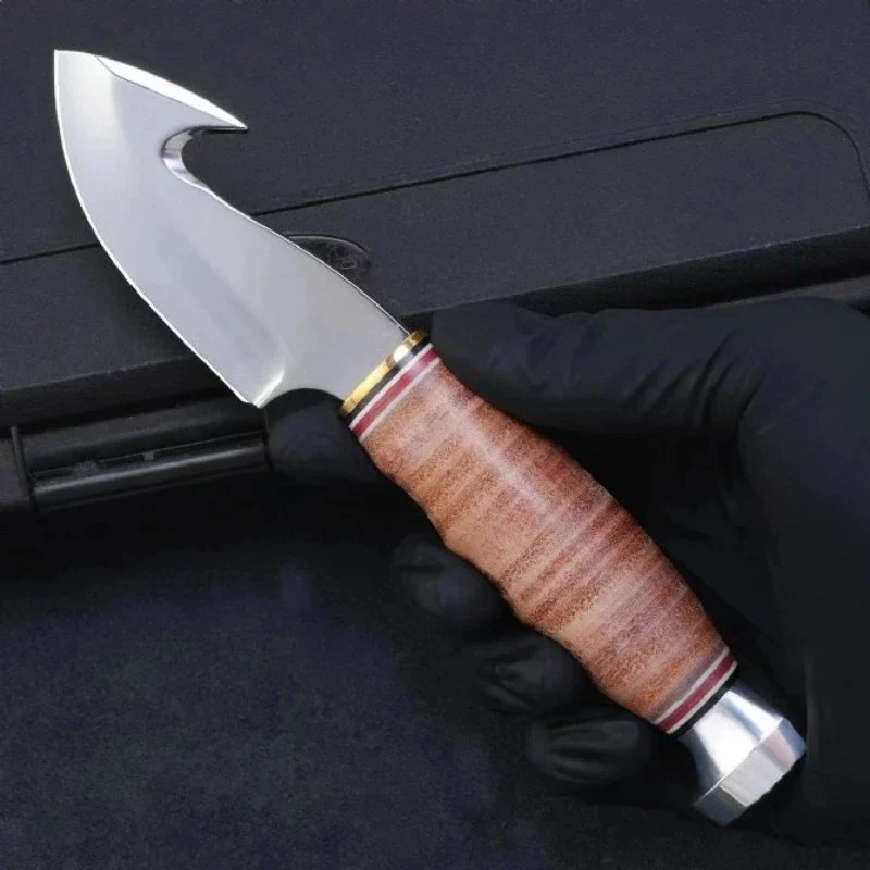 Deer Knife With Gut Hook