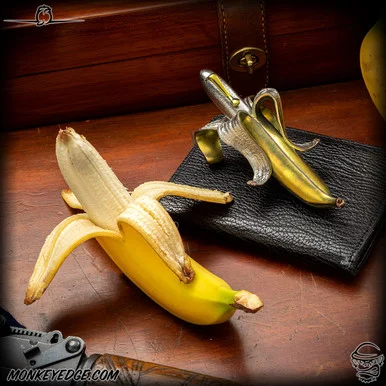 Dmitry Streltsov Pen: Banana Zeppelin - Titanium