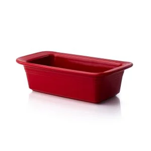 Fiesta 11" x 6" Loaf Pan | Scarlet