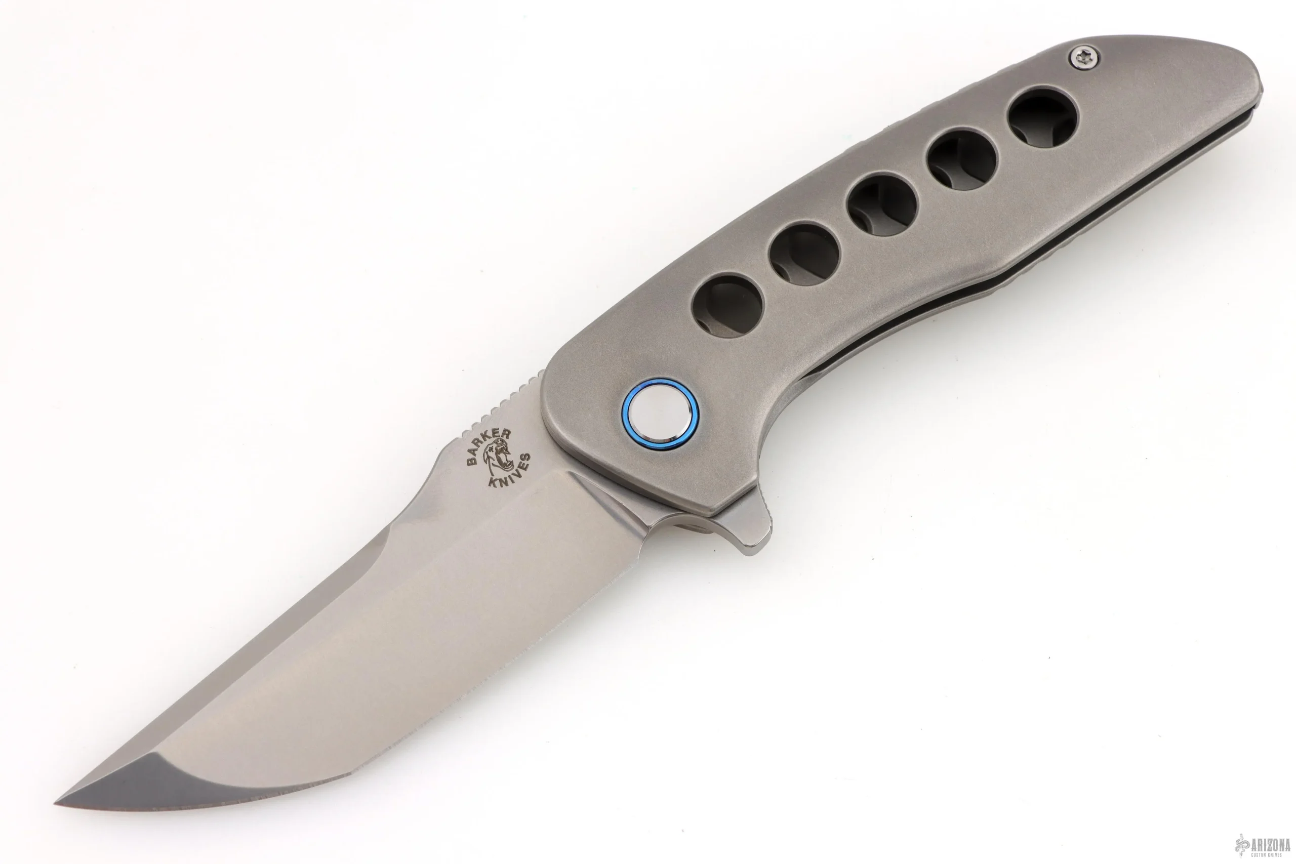 Hokkaido Flipper - MagnaCut Handle w/ Holes Stonewashed