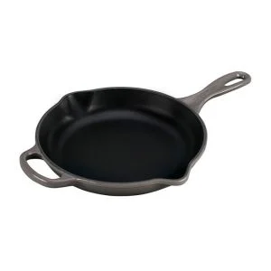 Le Creuset 9" Signature Enameled Cast Iron Skillet | Oyster Grey