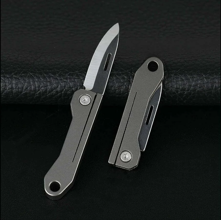 Miniature Pocket Knife