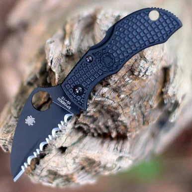 Spyderco Manbug Wharncliffe - 1.91" TiCN VG-10 SpyderEdge MBKWSBK
