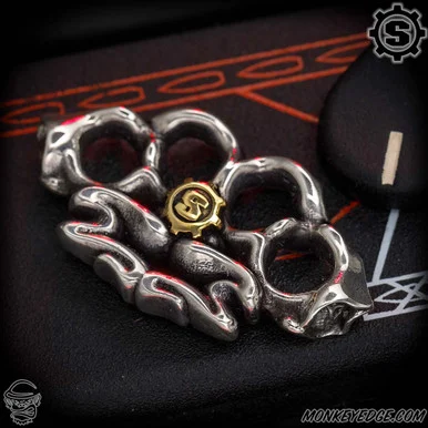 Starlingear Pendant: Reaper Knuckles - Silver/Brass
