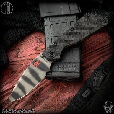 Strider Knives Folder: SMF Dagger Grind - Striped/Flamed