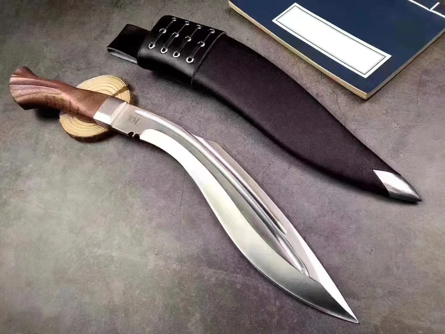 Tactical Kukri Machete