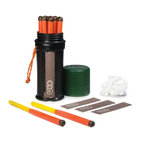 UCO Titan Stormproof Match Kit - 12 Wind & Waterproof Matches in Waterproof Container - Stays lit for up to 25 seconds - MT-TSM-CONT